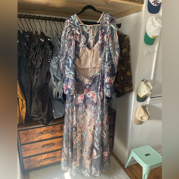 NWOT ASOS EDITION Embroidered Floral Gown - Picture 8 of 12
